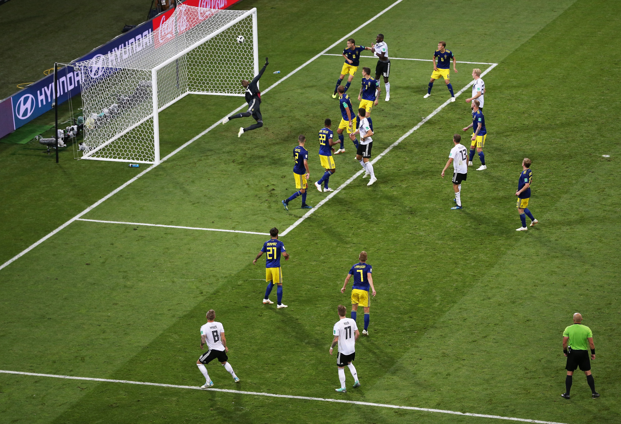 Toni Kroos' late free kick gave Germany a crucial victory over Sweden ©Getty Images