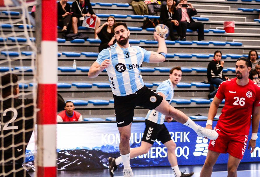 Argentina knocked out the host nation and will play Brazil in the final ©AHF