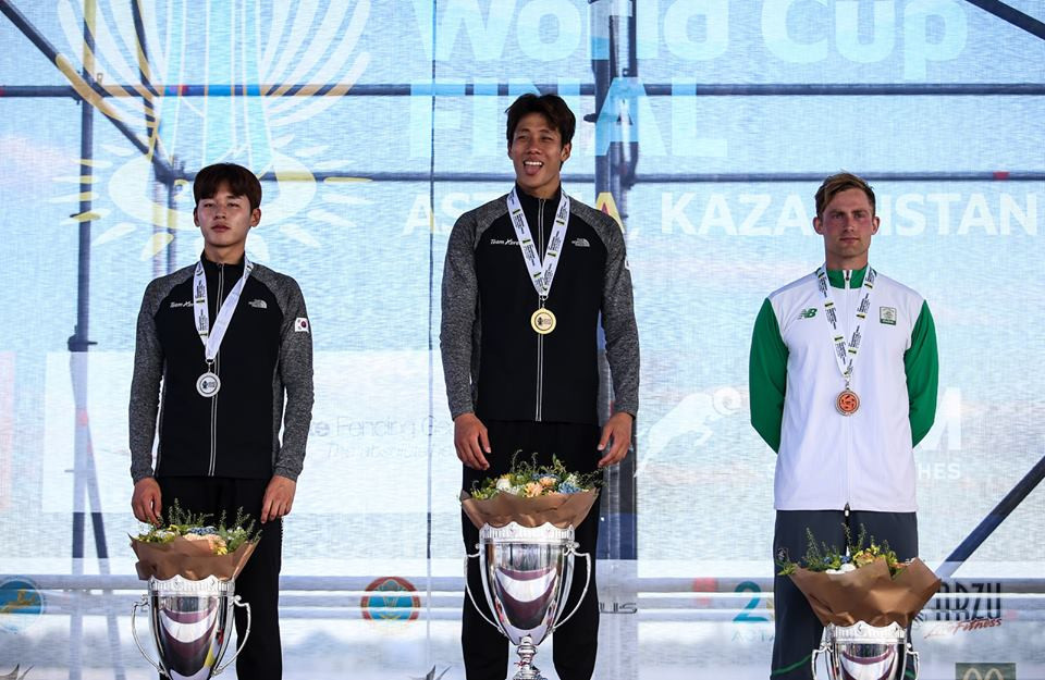 The medallists display their prizes after the men's competition at the UIPM World Cup Final in Astana ©UIPM