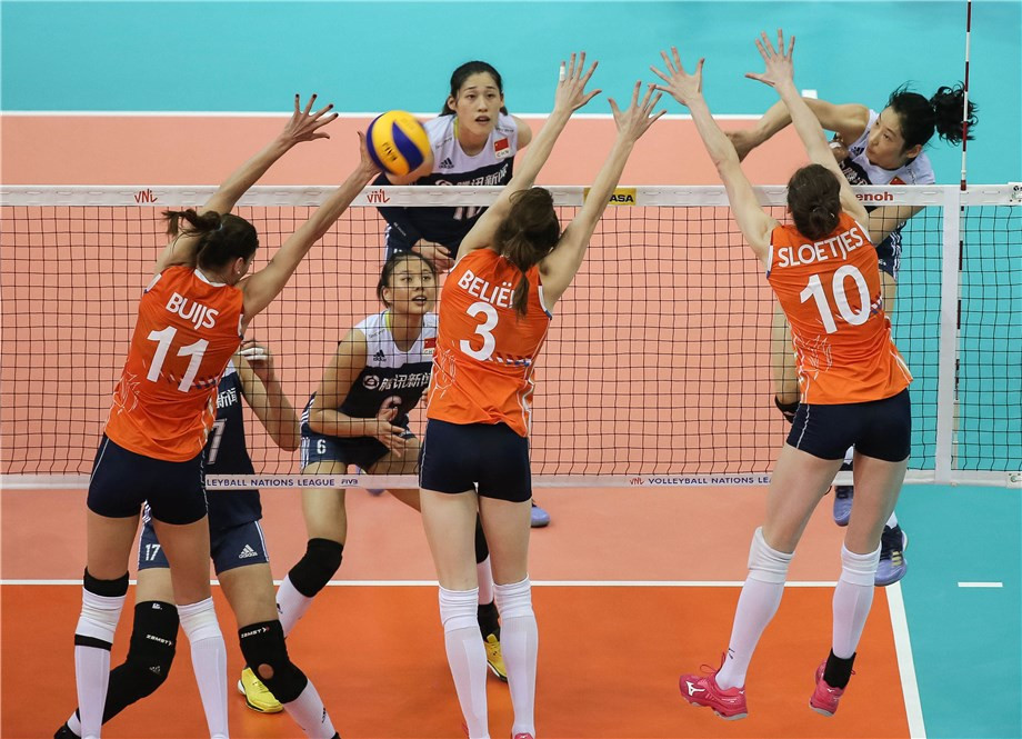 China also won today as they beat The Netherlands in four sets ©FIVB