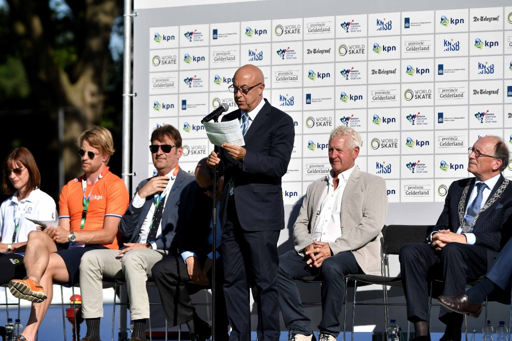 Sabatino Aracu speaks at the Opening Ceremony of the event ©World Skate
