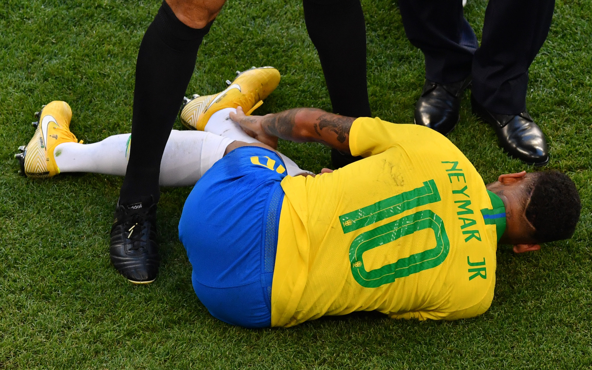 Neymar was again criticised for going down too easily during the game ©Getty Images