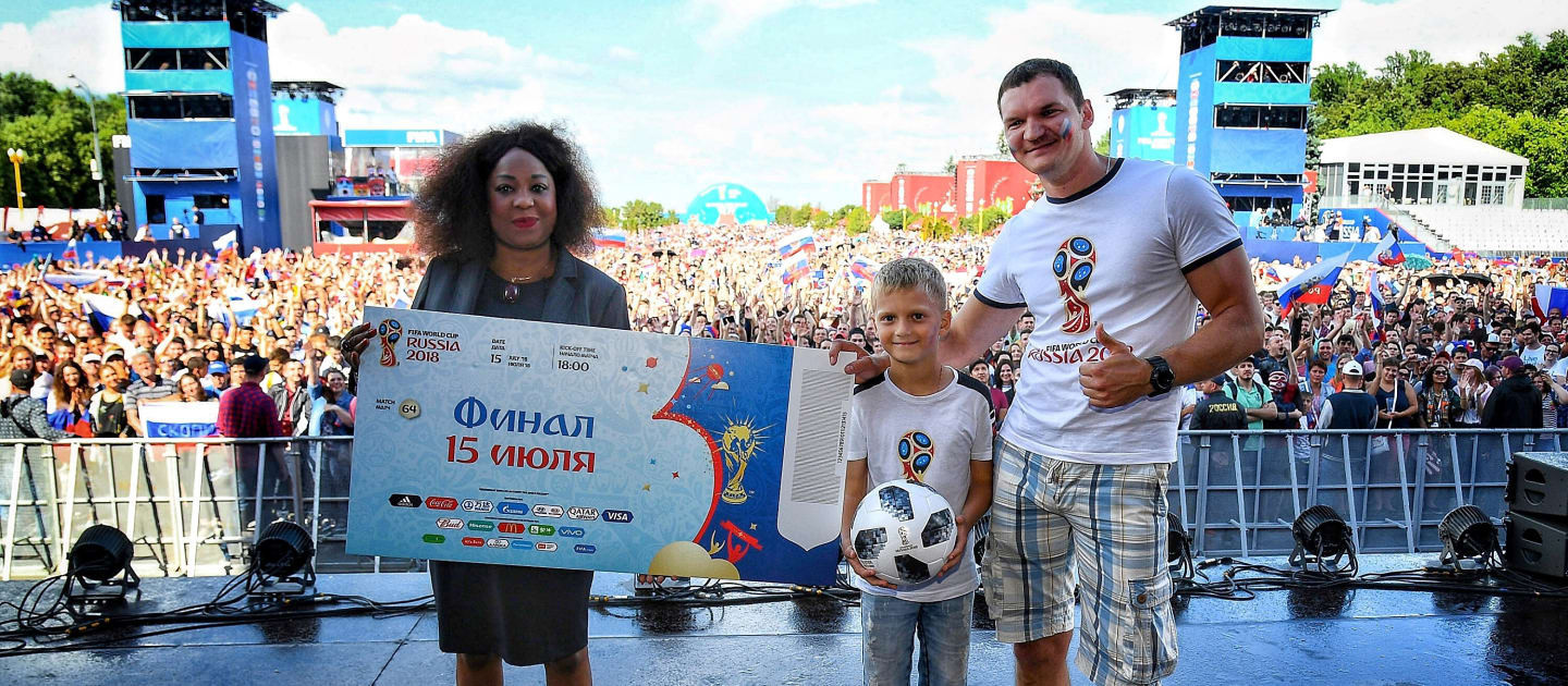 FIFA rewarded two supporters at the World Cup fan park in Moscow with tickets to the final ©FIFA
