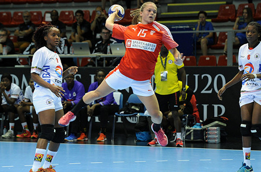 Denmark, defending champions in the Women's Junior World Handball Championships in Debrecen, went top of Group C with another win - this time over Romania ©IHF  

