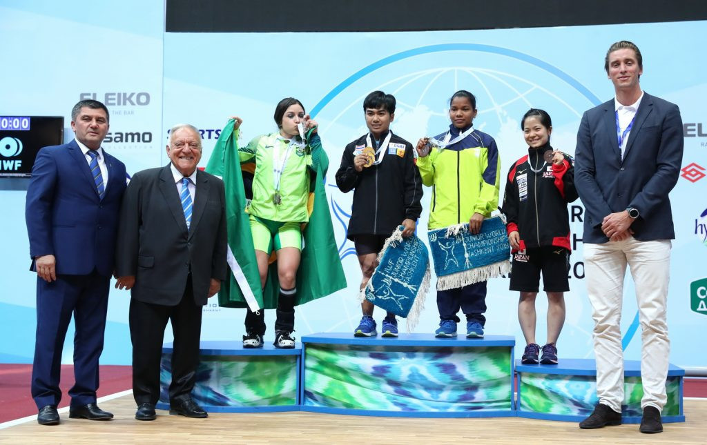 Thailand’s Chiraphan Nanthawong won the the women’s 48 kilograms event on the opening day of the IWF Junior World Championships in Tashkent ©IWF