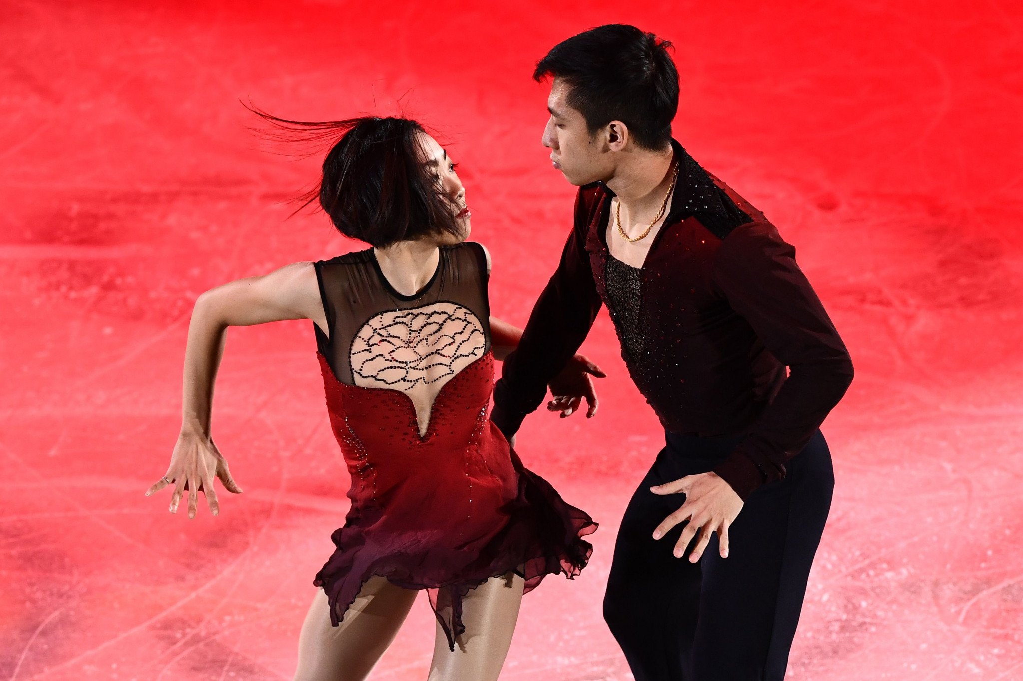 Olympic silver medallists return to Chinese figure skating squad