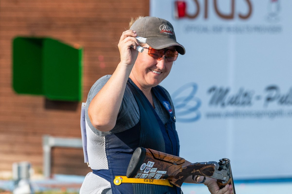 US Olympic veteran Kimberly Rhode leads at the intermediate stage of the ISSF Shtogun World Cup in Tucson ©ISSF