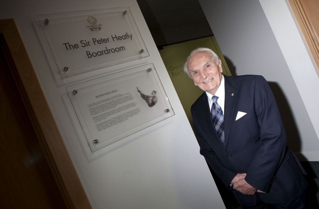 Former CGF chairman and multiple British Empire Games champion Sir Peter Heatly dies aged 91