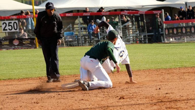 Australia defeated holders Japan today to book their place in the final of the Junior Men's Softball World Championship in Prince Albert in Canada ©WBSC