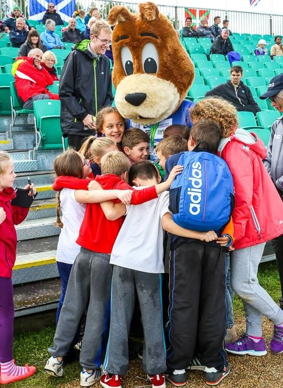 Spectators met McGregor the mascot on site ©ICF