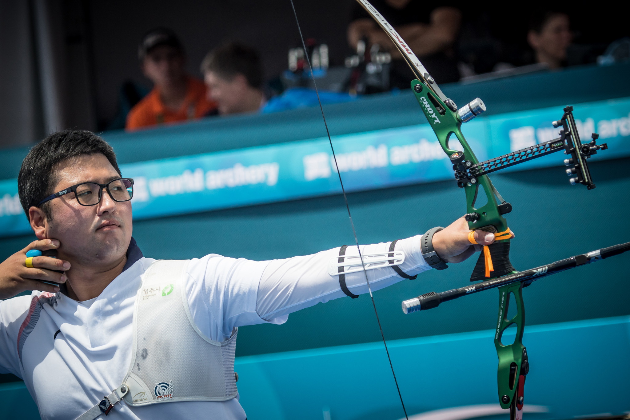 World number one ousts returning Barnes at Archery World Cup in Berlin
