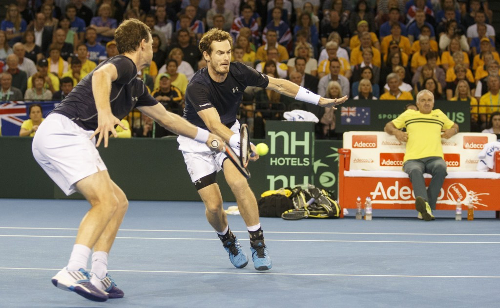 Murray brothers win crucial doubles tie to move Britain to the brink of Davis Cup final
