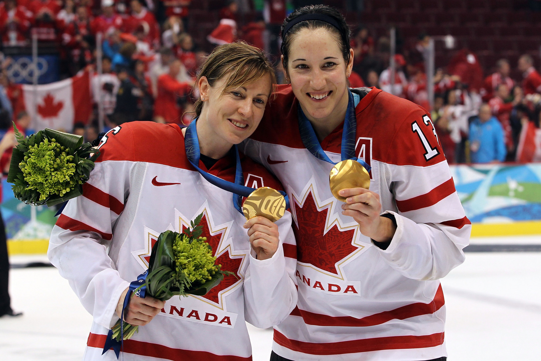 Jayna Hefford, left, has won four Olympic gold medals, including at Vancouver 2010 ©Getty Images
