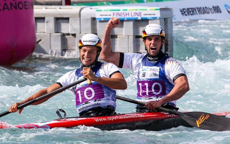 The pair celebrated winning their maiden world title in the discipline ©ICF