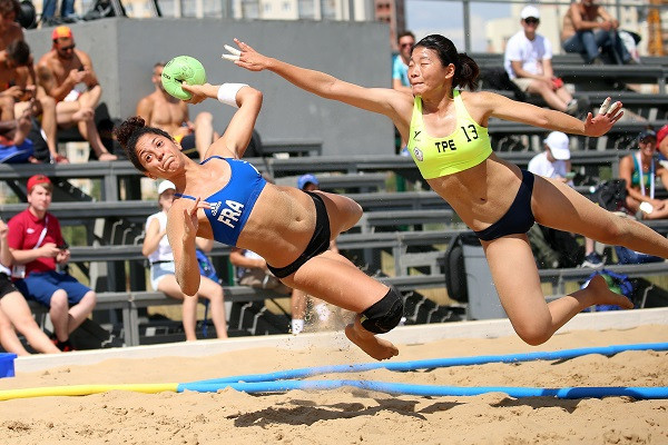 Chinese Taipei moved into the main round at the Beach Handball World Championships in Kazan thanks to a 2-1 win over France at the Beach Sport Complex in Kazan ©IHF