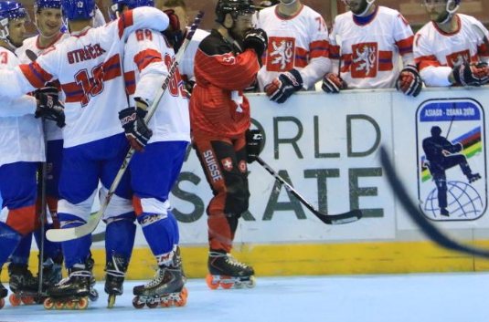 Switzerland had no answer to the Czech Republic in their semi-final at the Inline Hockey World Championshiips, losing 10-1 ©World Skate