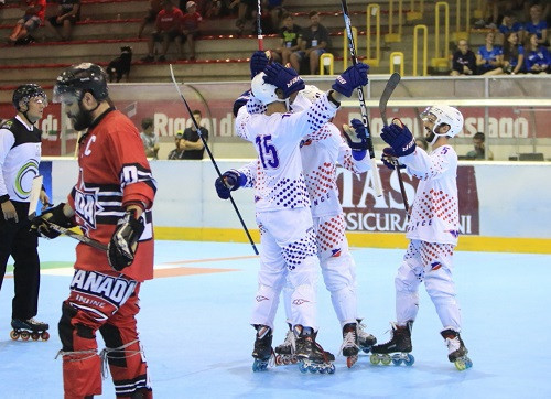 Defending champions France defeated Canada 4-1 to reach tomorrow's final of the Inliine Hockey World Championships in Italy ©World Skate