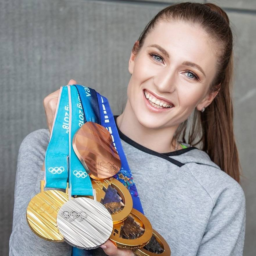 Darya Domracheva shows off her impressive medal collection ©Minsk 2019