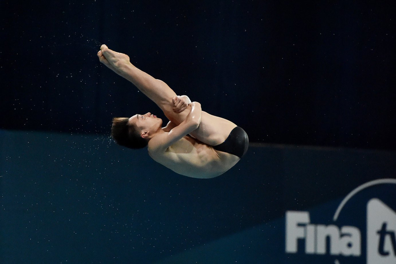 Lian Junjie added a 14th and final gold for China in the boys' A class platform event in the FINA World Junior Diving Championships in Kyiv ©FINA