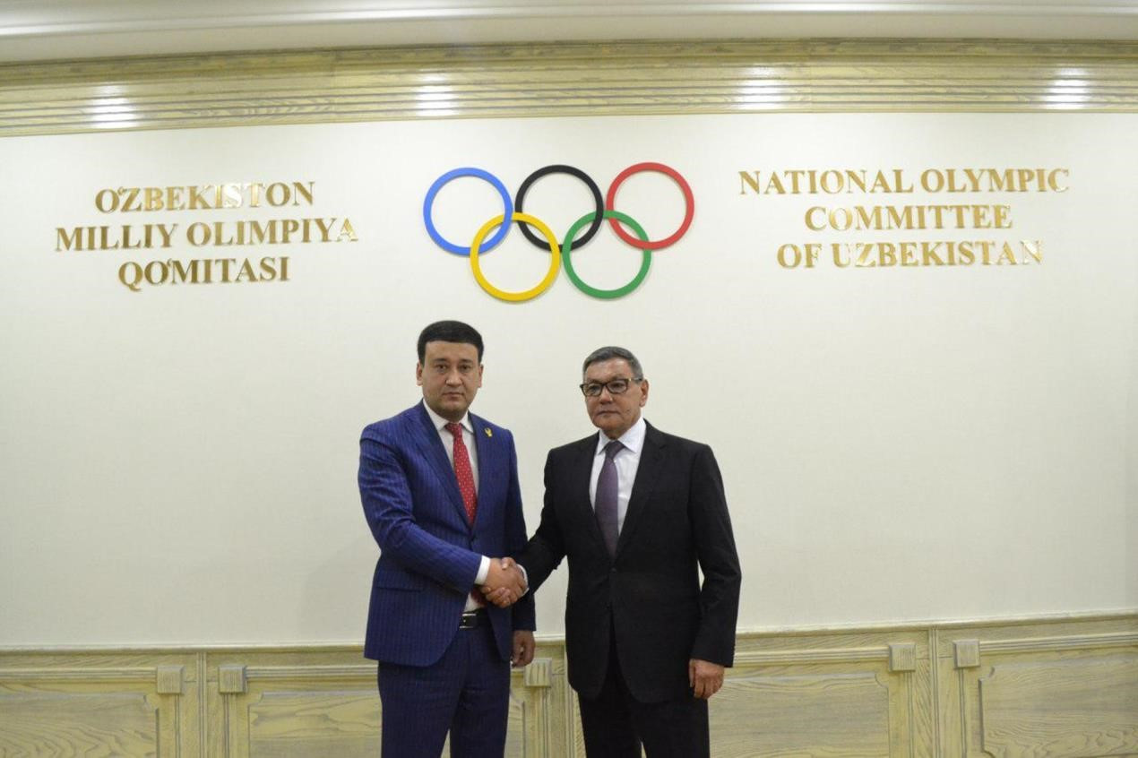 President of the National Olympic Committee of the Republic of Uzbekistan Umid Akhmatdjanov has formerly backed AIBA chief Gafur Rakhimov, after a recent meeting in Tashkent ©AIBA