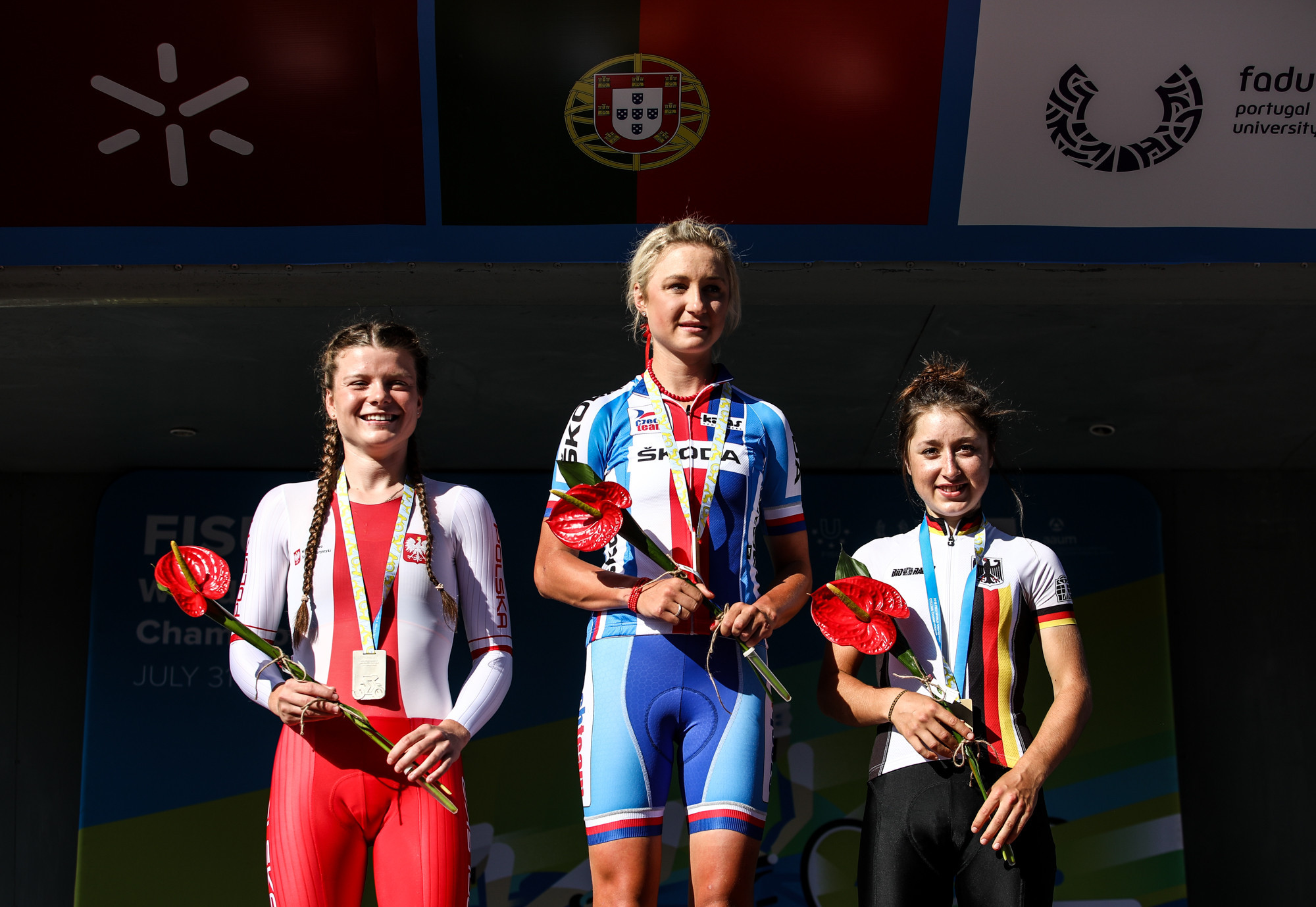 Tereza Korvasova of the Czech Republic won the time trial at the FISU World University Cycling Championships in Braga with silver going to  Marta Lach of Poland, left, and bronze to Germany’s Jaqueline Dietrich ©FISU