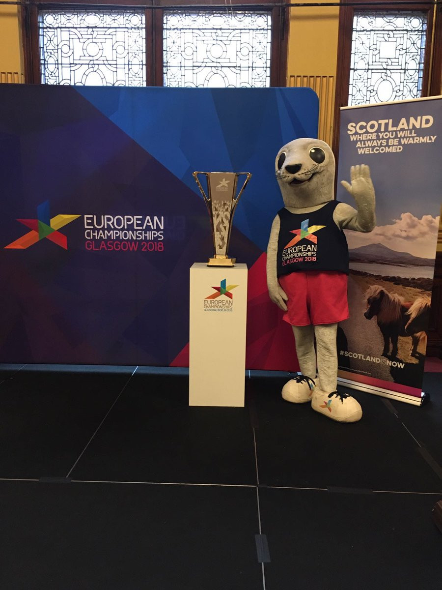 Earlier today, Glasgow 2018 official mascot Bonnie posed with the brand new European Championships trophy ©Glasgow 2018/Twitter