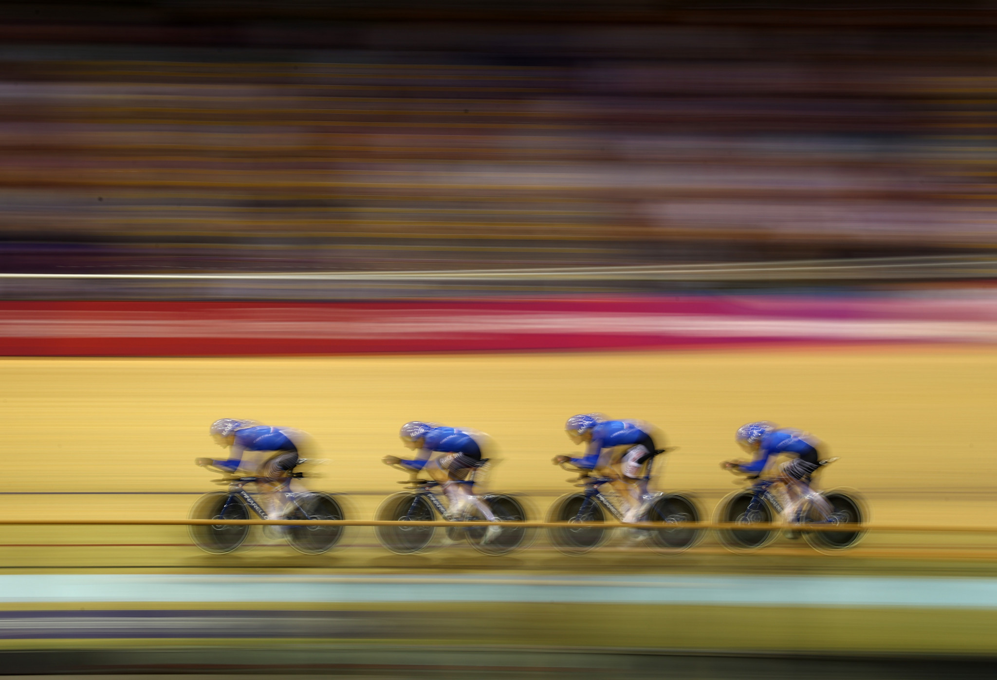 Italy clinched first place in men's qualifying after an impressive ride ©Getty Images