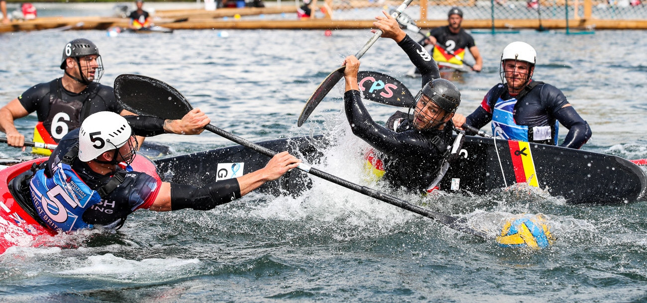 Action continued today at the ICF Canoe Polo World Championships in Welland in Canada ©ICF