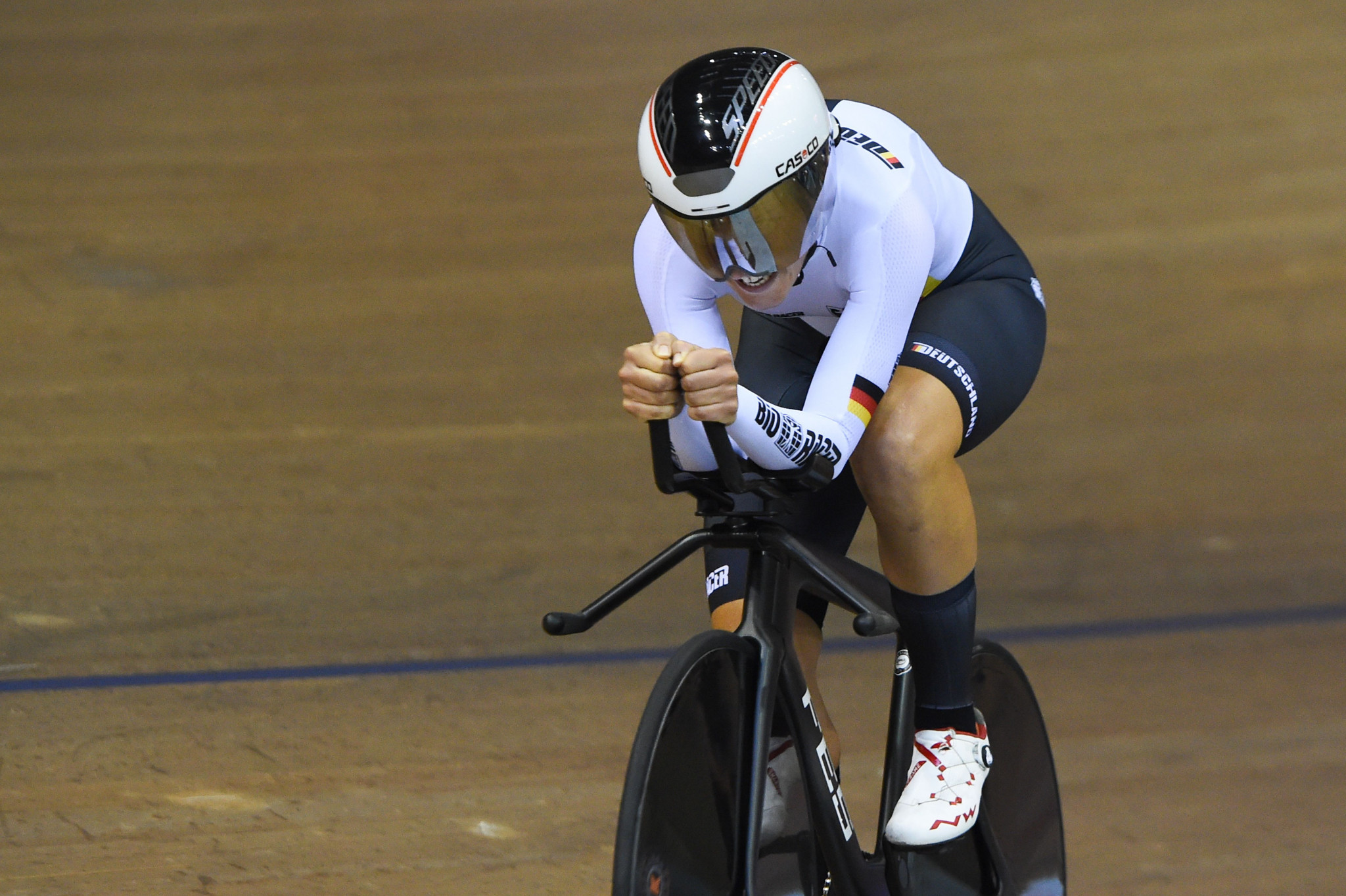 Germany's Lisa Brennauer rode to gold in the women's individual pursuit ©Getty Images