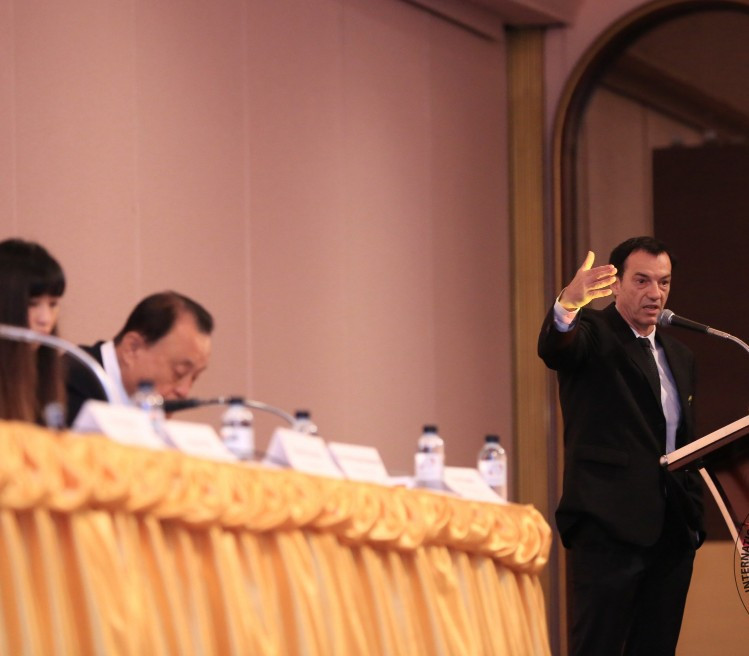 IFMA secretary general Stephan Fox addresses delegates during the meeting ©IFMA