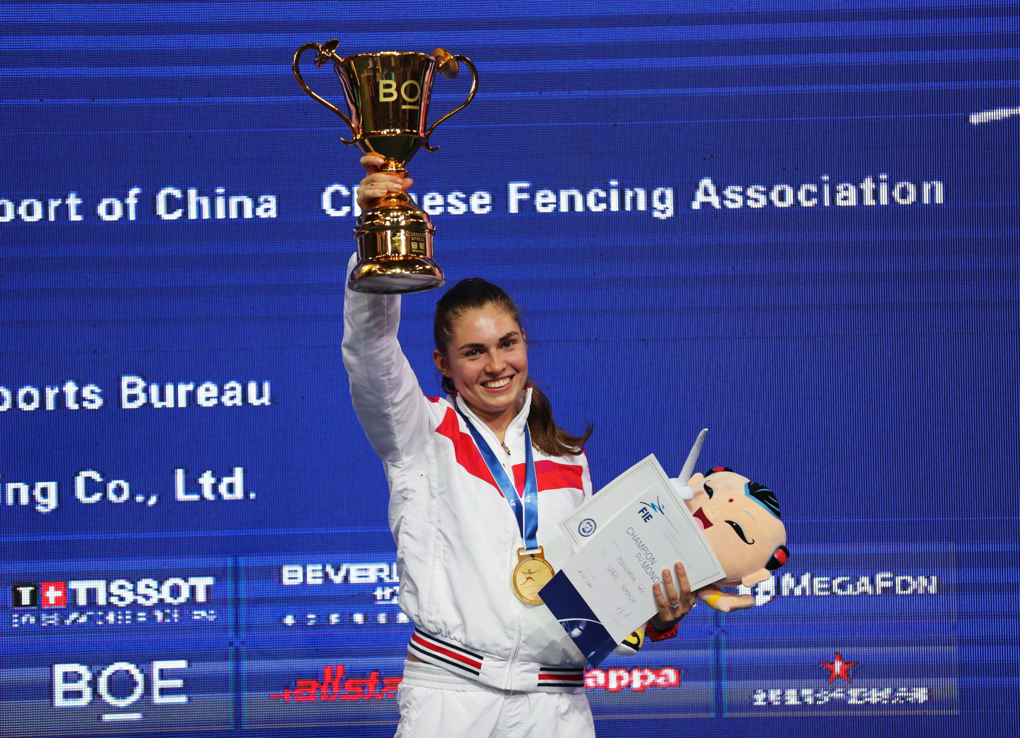 Sofia Pozdniakova, the daughter of Stanislav Pozdnyakov, was crowned world fencing champion last month ©Getty Images