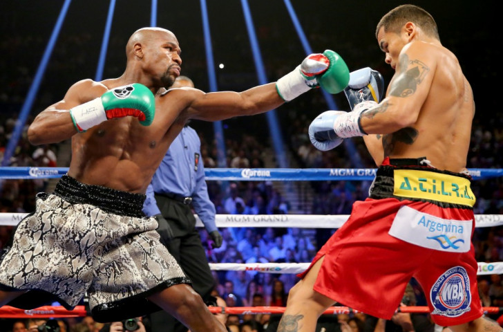 Floyd Mayweather Jnr is looking to extend his unbeaten record to 48 bouts