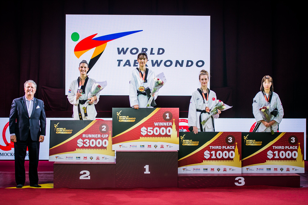So-hui Kim, third left, claimed gold today ©World Taekwondo
