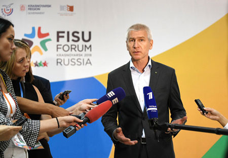 Oleg Matytsin answers questions at the education-focused FISU Forum last week ©FISU