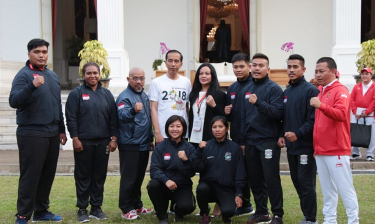 Indonesia's sambo team met with the country's President before the Asian Games ©FIAS