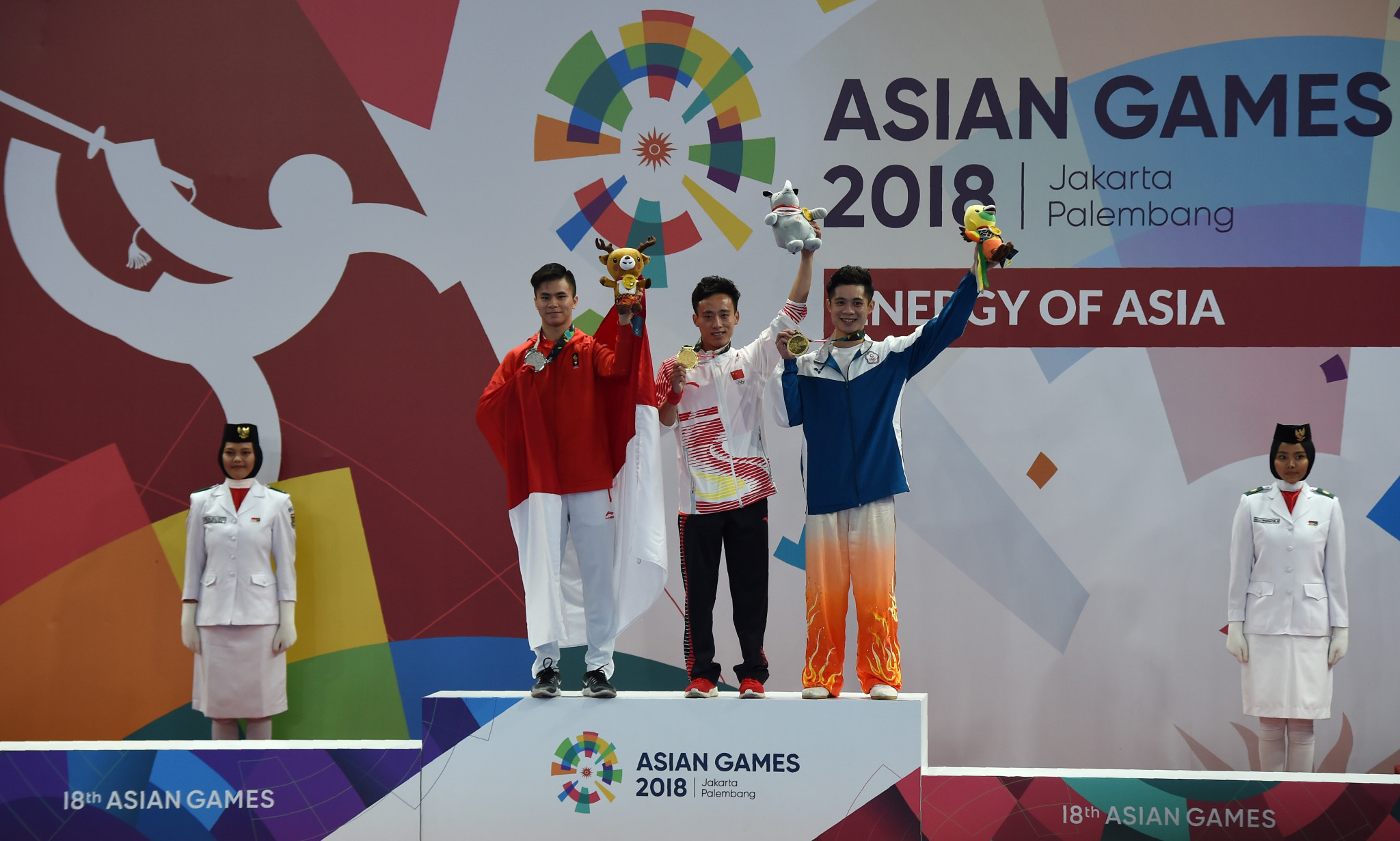 China took the very first gold medal of the Games in the men's changquan wushu shortly after 9am local time, while Edgar Xavier Marvelo won Indonesia's first medal with silver ©Getty Images
