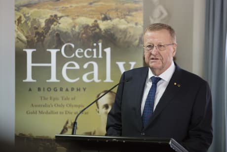 Australian Olympic Committee President John Coates helped launch the book Cecil Healy - A Biography during a special ceremony in Sydney ©AOC