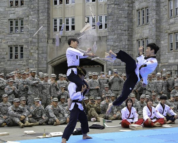 The World Taekwondo Federation's taekwondo demonstration team performed at the United States Military Academy as part of a high-profile North American tour ©WTF 