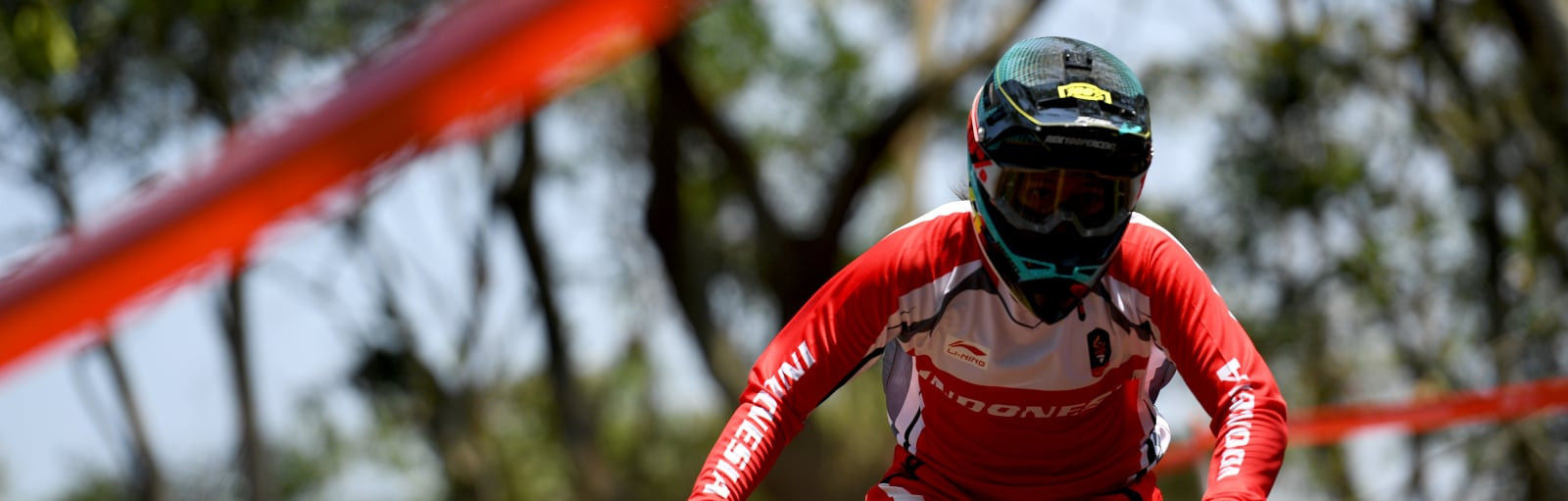 Hosts Indonesia won two cycling mountain bike gold medals as the men's and women's downhill events took centre stage ©Asian Games 2018