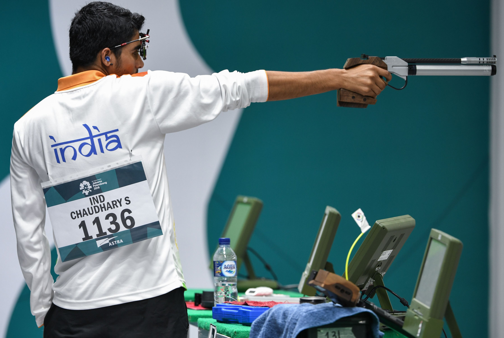 Indian teenager Saurabh Chaudhary produced a superb display to win the men's 10 metres air pistol gold medal ©Getty Images