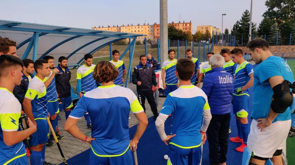 The Italian hockey team have landed in Poland ahead of their first game against the Czech Republic ©FIH/Facebook