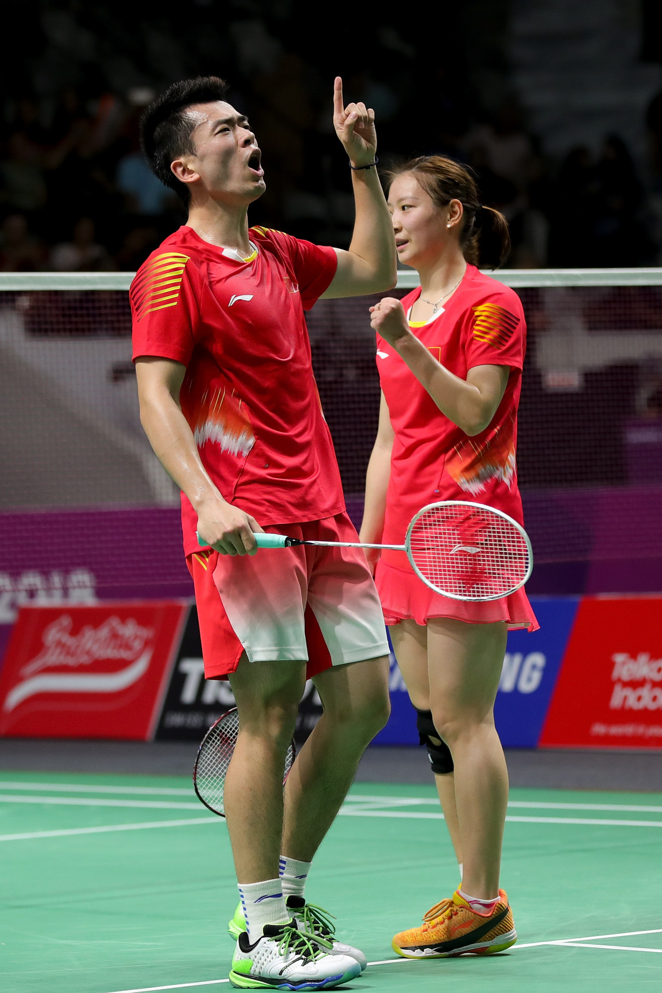  Siwei Zheng and Yaqiong Huang found it much easier in their final, winning 21-8, 21-15 ©Getty Images
