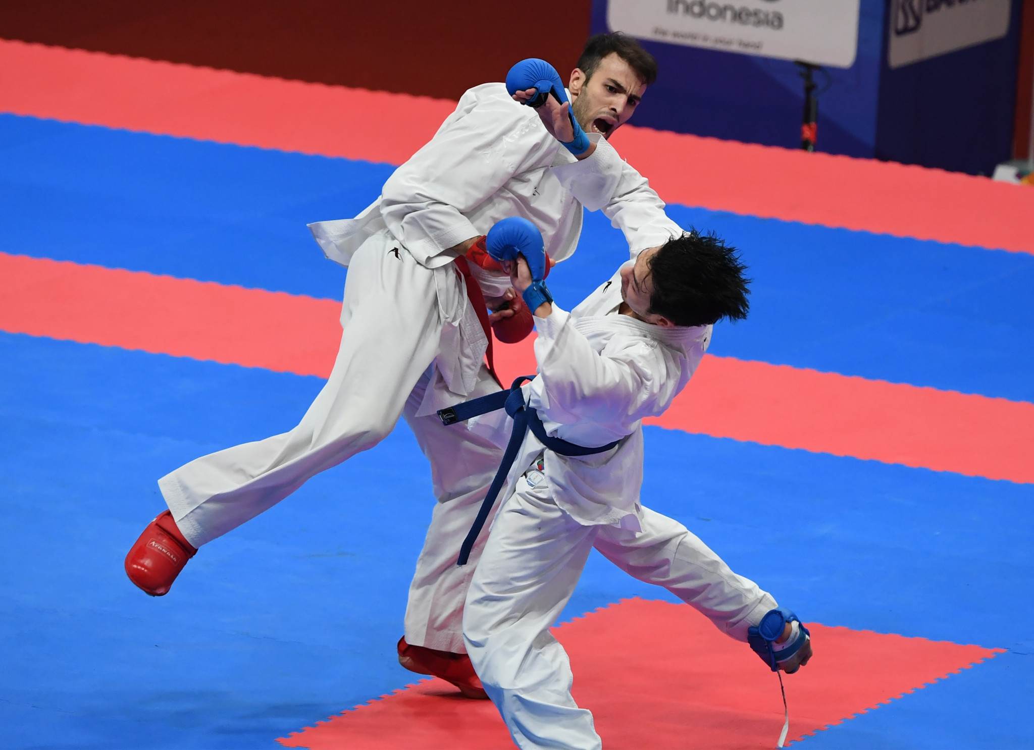 Iran's Bahman Asgari Ghoncheh won the men's under-75kg karate final by ippon ©Getty Images