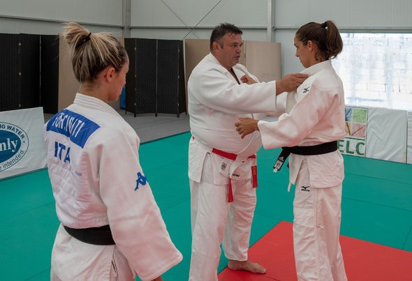Participants of the Academy undertake level one and level two training courses ©IJF