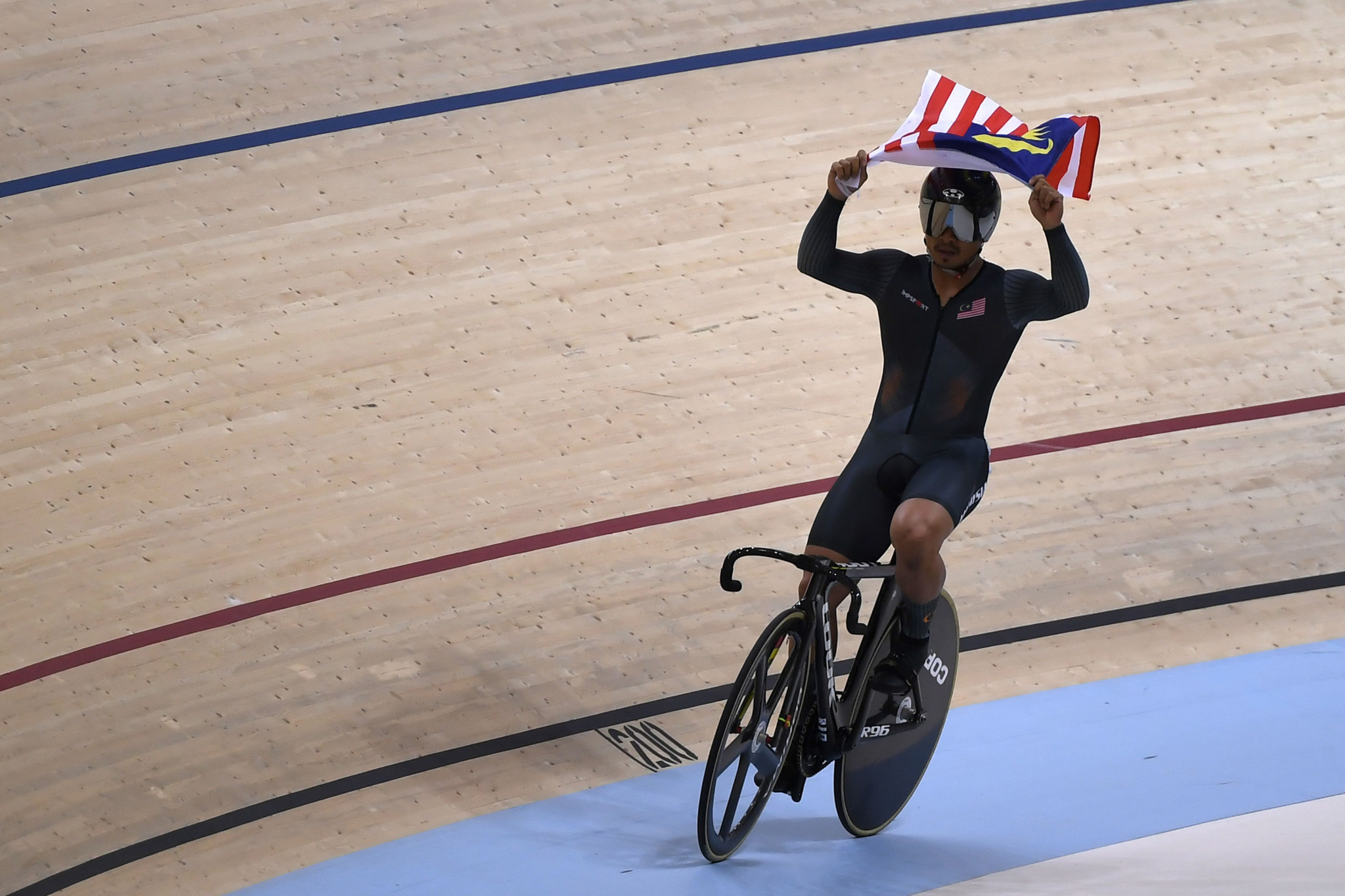 Malaysia's Mohd Azizulhasni Awang triumphed in the men's sprint track cycling event as Japan failed to take the gold medal for only the third time in 60 years ©Getty Images