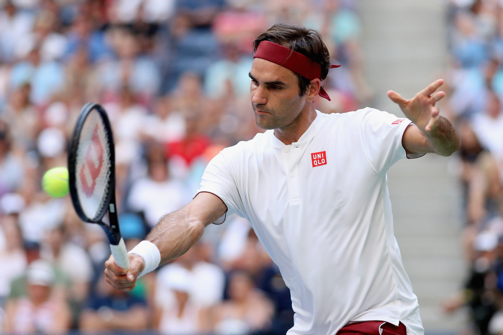 Roger Federer eased into the third round of the US Open in New York ©Getty Images