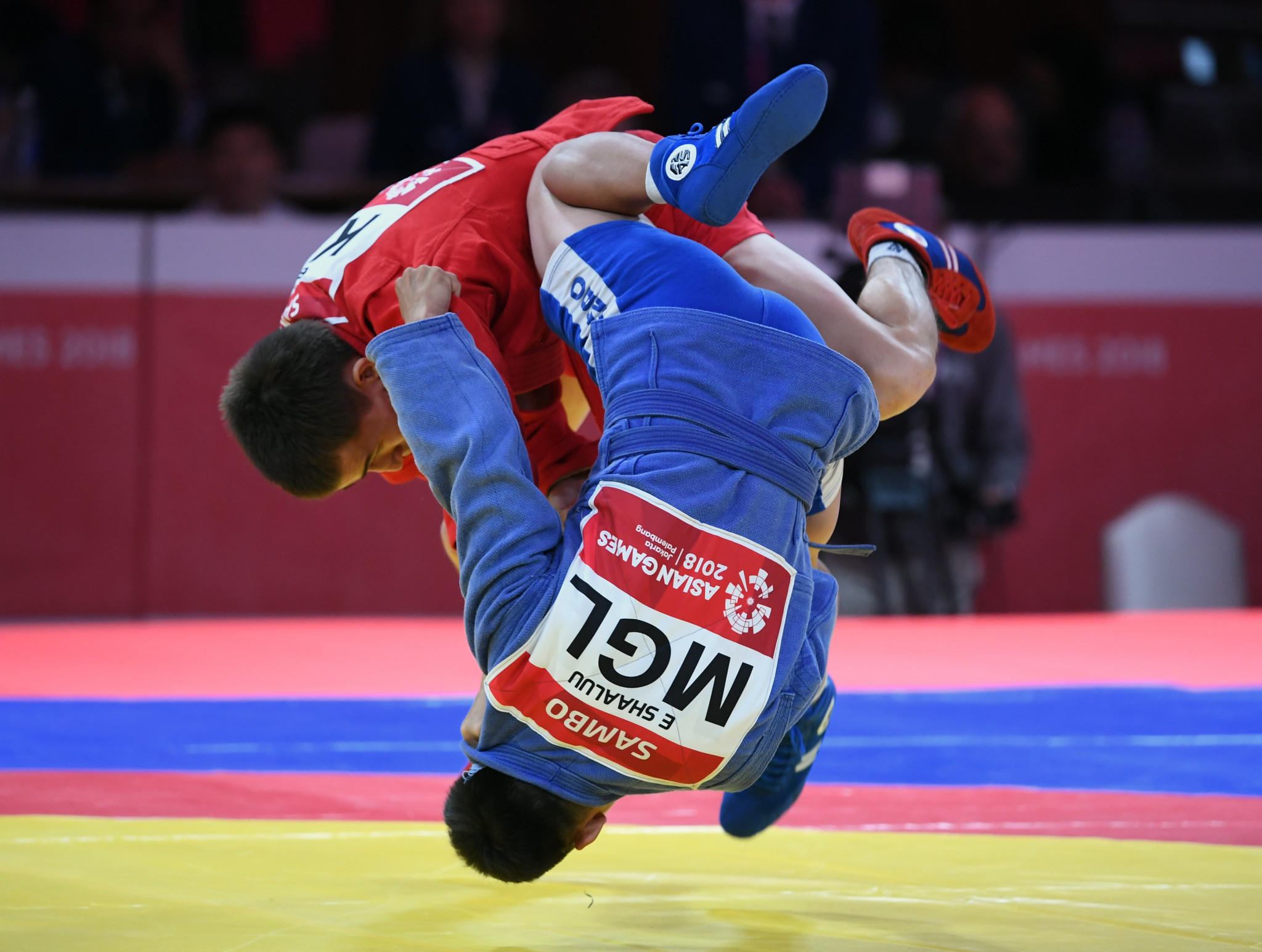 Baglan Ibragim from Kazakhstan, top, won gold in the first of two sambo finals today ©Getty Images