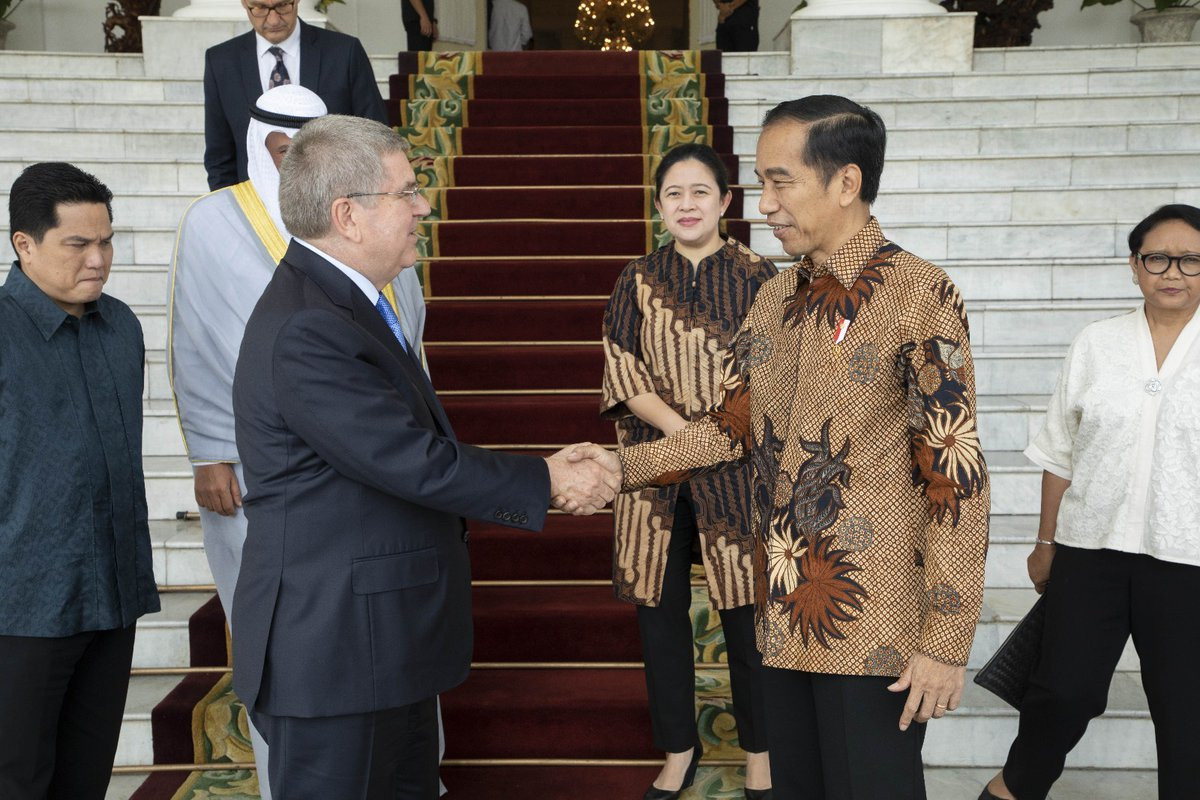 Indonesia's President meets Bach and announces bid intention for 2032 Olympics