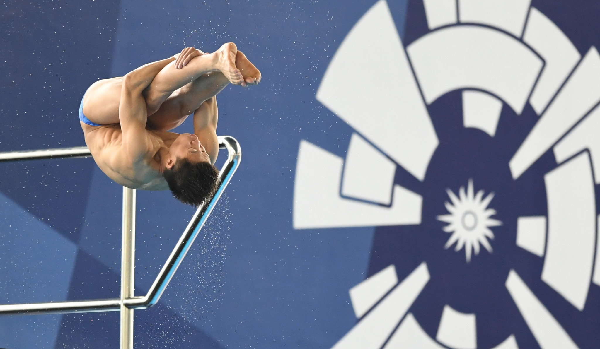 Yang Jian topped the men's 10 metres platform podium as China finished with a perfect 10 gold medals out of 10 in diving ©Getty Images