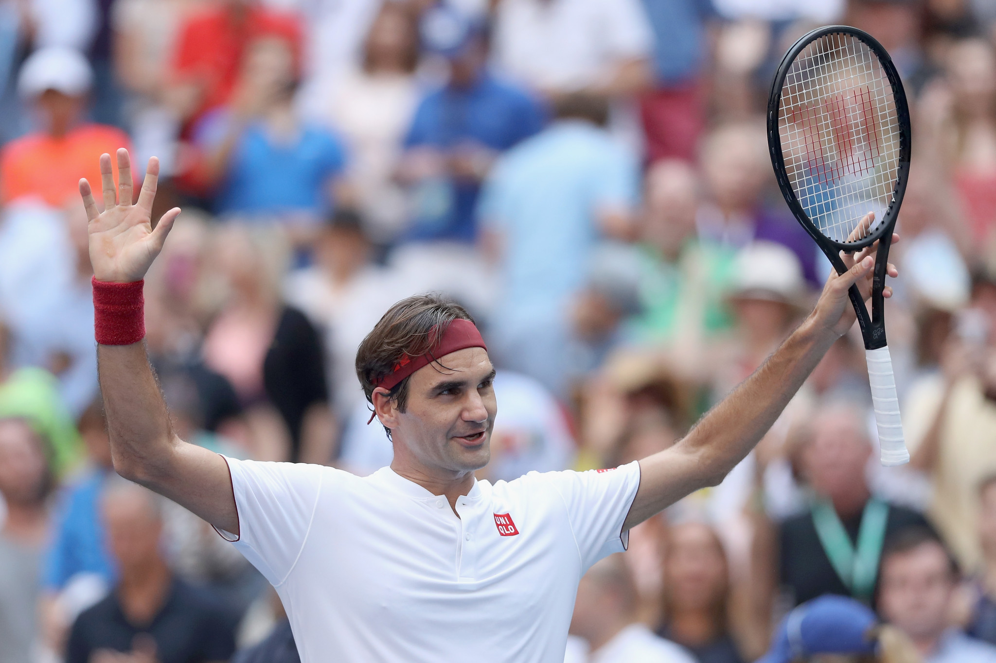 Federer hits stunning winner in third-round victory over Kyrgios at US Open